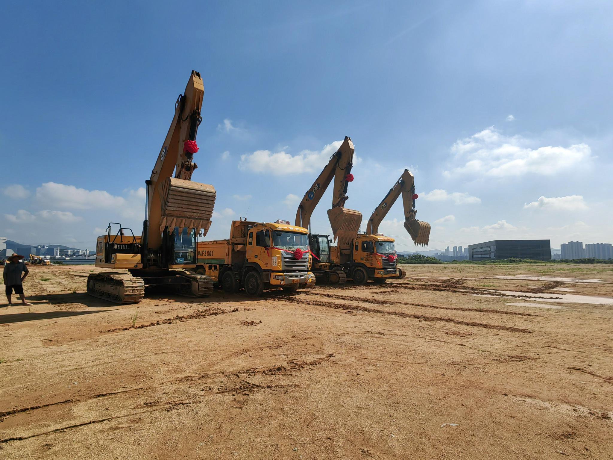 京东杀入具身智能赛道，首个机器人基地在广州动工